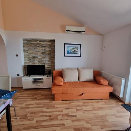 Apartments Katarina Šmrika الغرفة الصورة