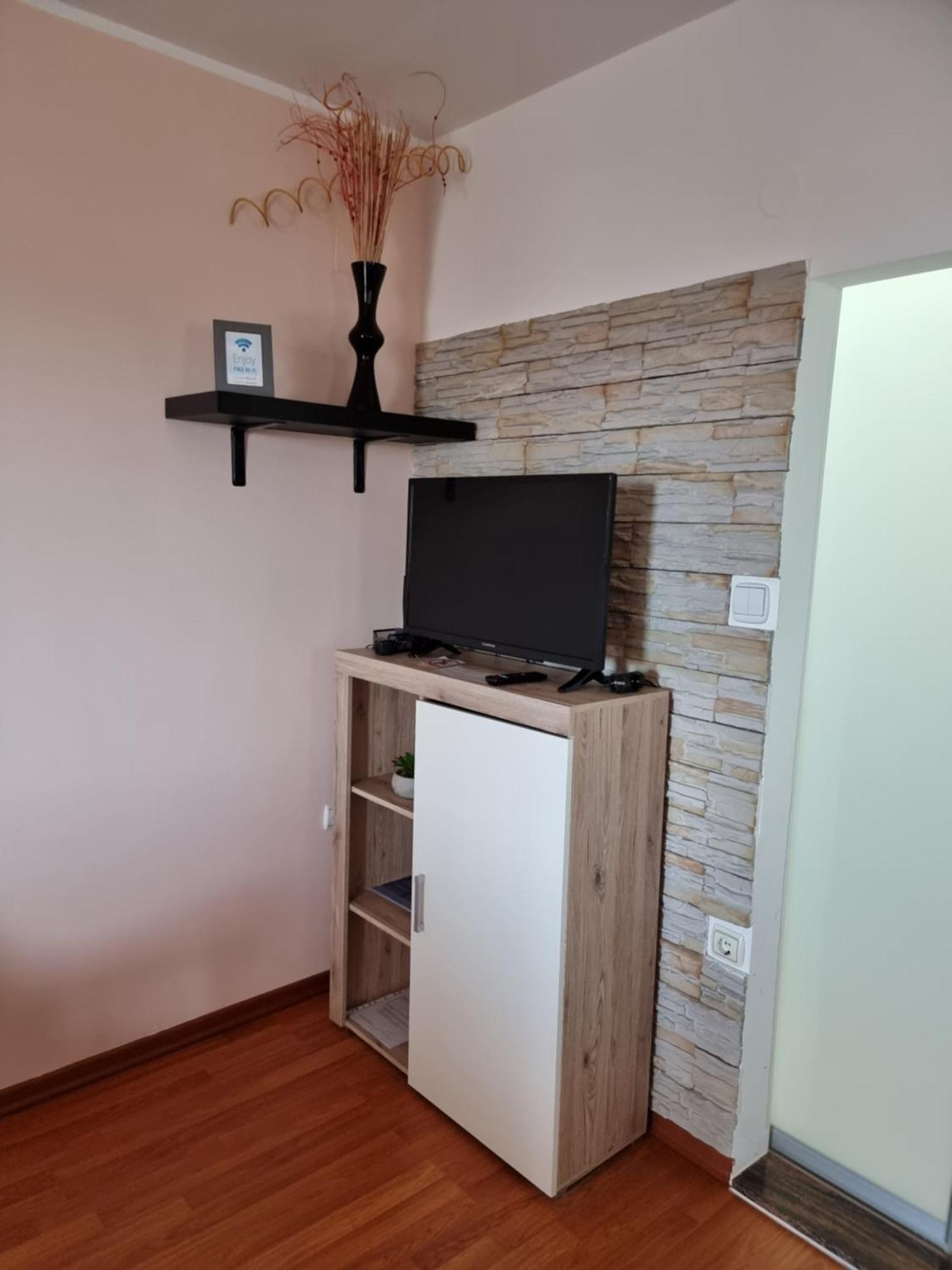 Apartments Katarina Šmrika الغرفة الصورة